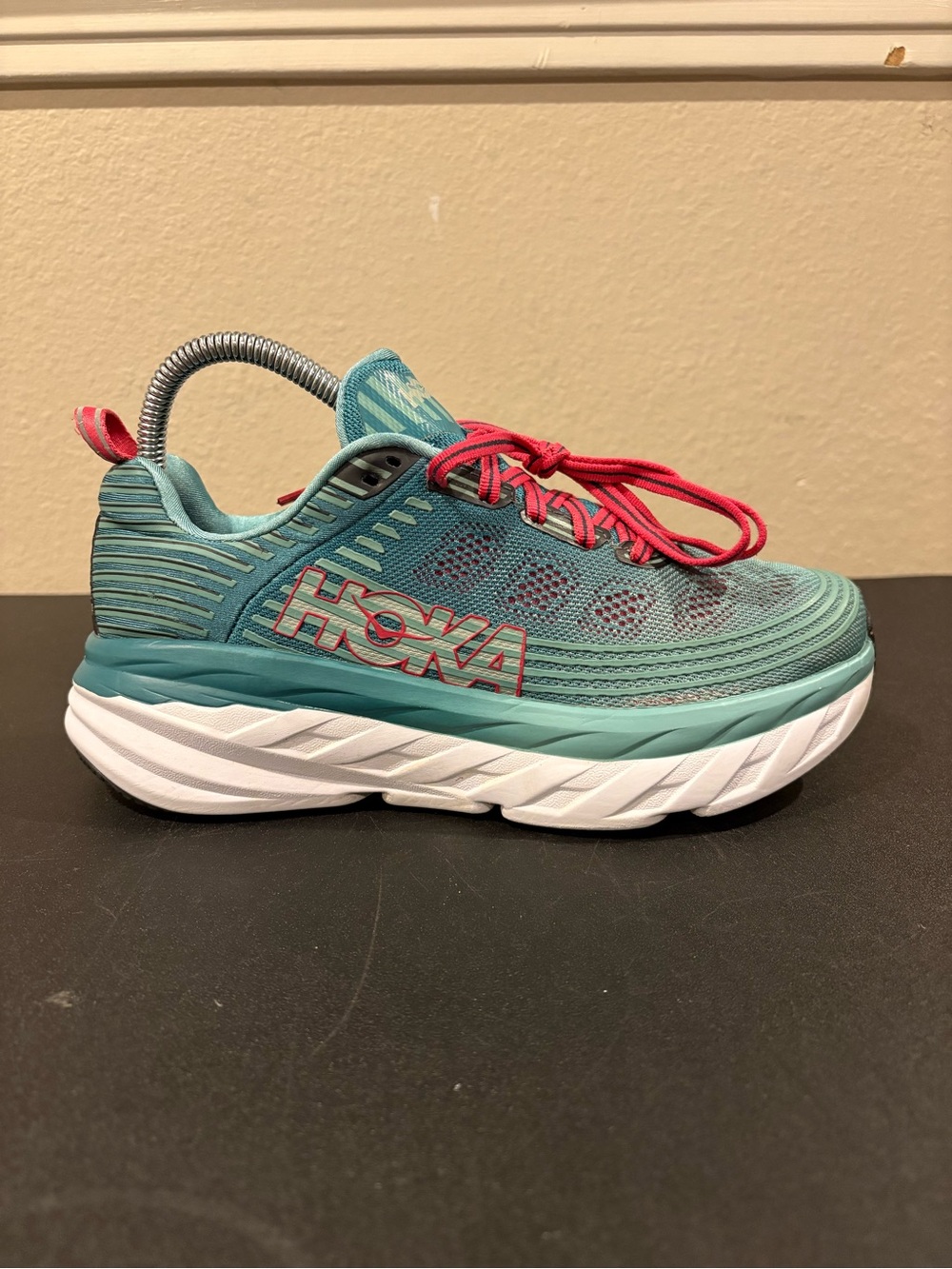 Hoka One One Bondi 6 Shoes Womens Size 6.5 Teal Green Pink White Fast Shipping - Picture 2 of 9